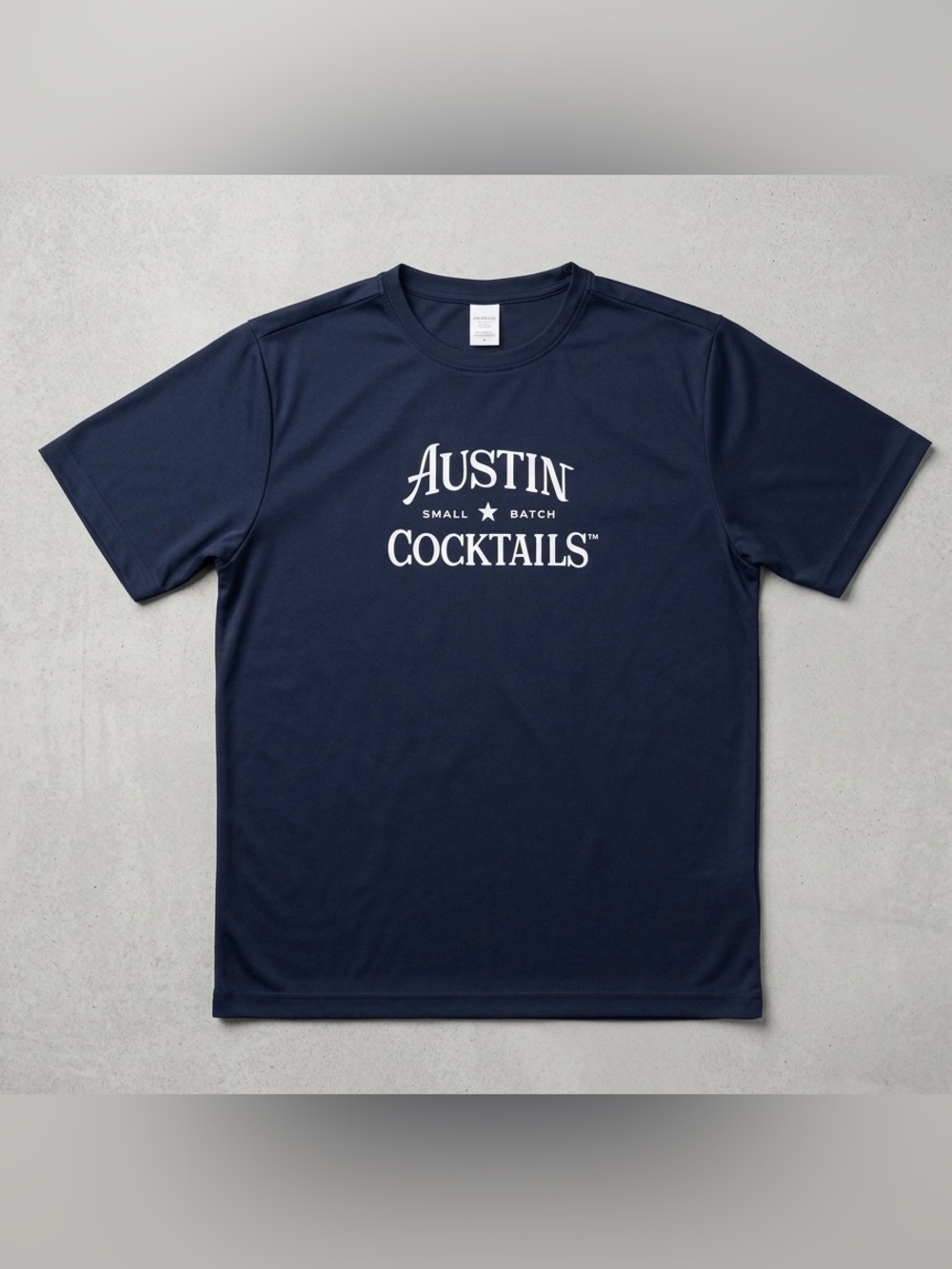 Austin Small Batch Cocktails Women's Large Black Tee